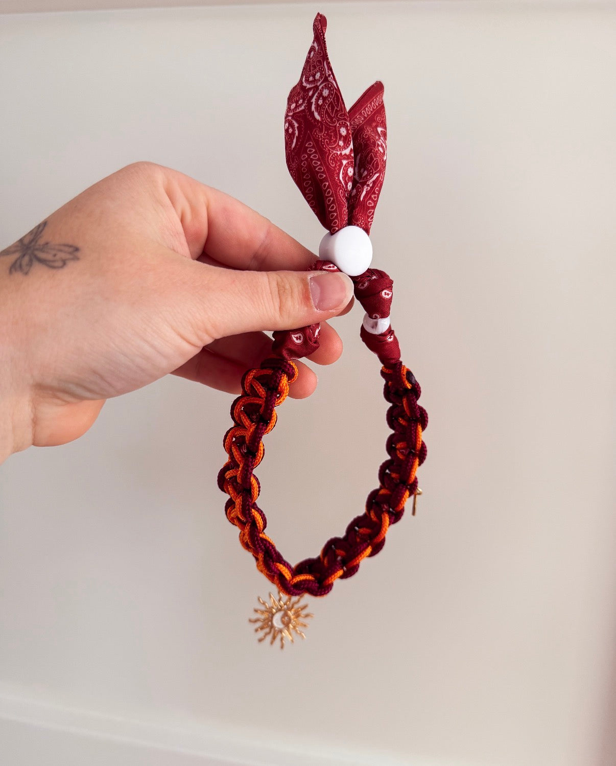 Touw met sjaal ketting