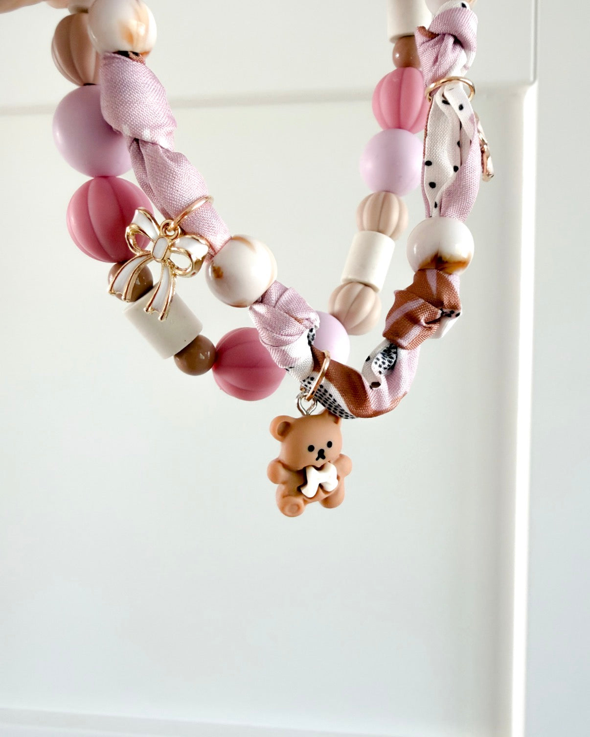 Sjaal met kralen ketting
